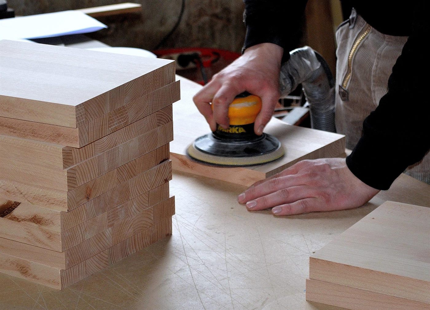 Handarbeit in der Werkstatt